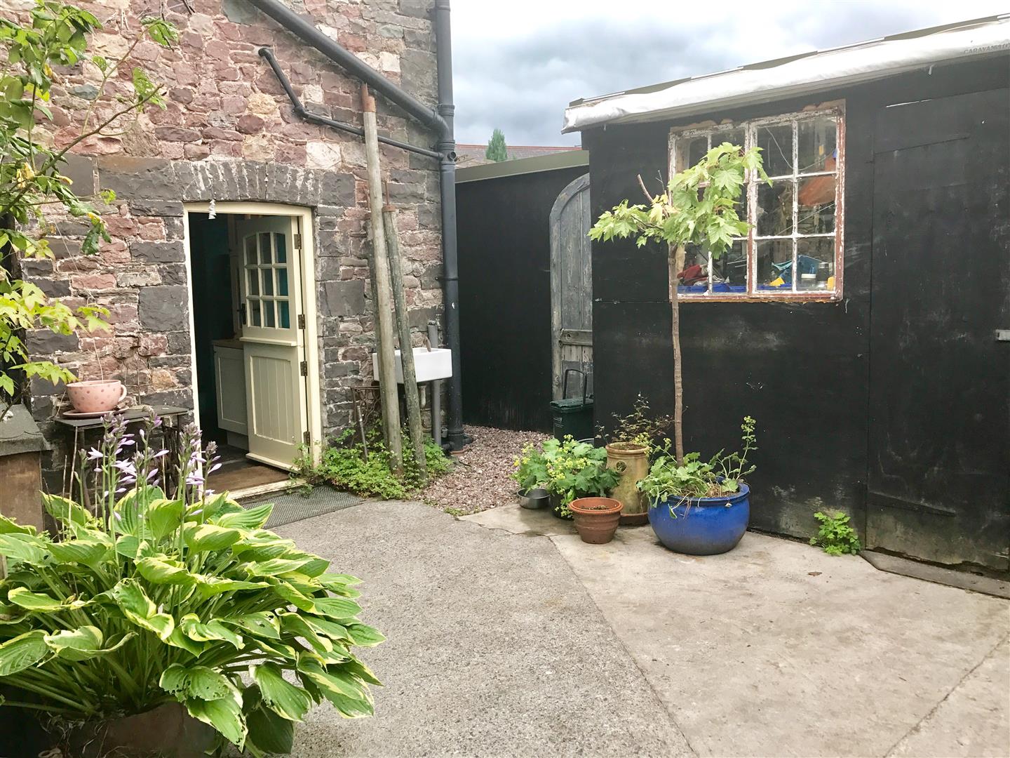 STORE SHED/WORKSHOP